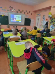 ATRIA настенный с механизмом возврата ECO-серия 100" (4:3) 203 х 153 см (MWM-NTSC-100D) фото от покупателей 5