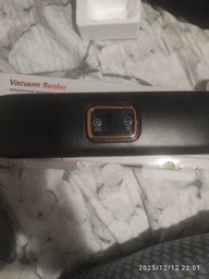 Вакуумный упаковщик для дома кухни Vacuum Sealer 01 вакууматор для еды продуктов питания сухих и влажных овощей и мяса прибор для упаковки пищи вакуумные упаковщики + комплект гофрированные пакеты 10 шт черный фото от покупателей 3