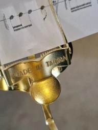 Крепление-лира для саксофона Maxtone M133 Saxophone Lyre фото от покупателей 1