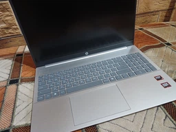 Ноутбук HP Pavilion 16-ag0006ua (A2BK3EA) Natural Silver / 16" IPS WUXGA / AMD Ryzen 5 8540U / RAM 16 ГБ / SSD 512 ГБ / AMD Radeon 740M Graphics / Windows 11 Home фото від покупців 1