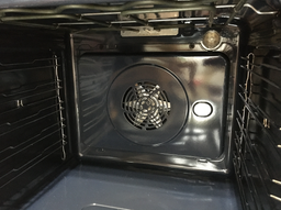 Духовой шкаф Whirlpool WOI78FPT1SBA электрический, 73л, A+, дисплей, конвекция, пиролиз, телескопические направляющие, черный фото от покупателей 3