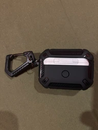 Противоударный защитный чехол для AirPods Pro 2 с карабином и защёлкой OPEN (GREEN)