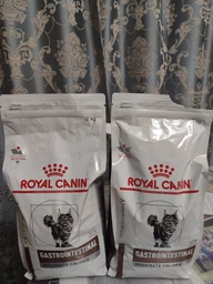 Сухой корм Royal Canin Gastrointestinal Moderate Calorie Cat диетический для кошек при расстройствах пищеварения 2кг