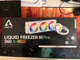 Система жидкостного охлаждения Arctic Liquid Freezer III Pro 360 A-RGB White (ACFRE00188A) фото от покупателей 4