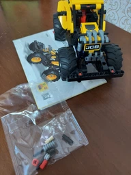 Лего техник с инерционный двигателем Джип Монстер трак Lego Technic DIGatron Monster Jam 42199 фото от покупателей 1