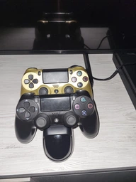 Зарядная станция DOBE® TP4-889 для геймпадов DualShock 4 (PS4) с LED индикаторами (Black) 428993972
