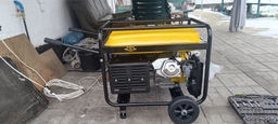 Бензиновый генератор BISON BS6500E 5.5 кВт, 25л бак