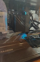 Видеокарта Gigabyte AMD Radeon RX 9070 XT AORUS ELITE 16G (GV-R9070XTAORUS E-16GD) фото от покупателей 1