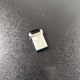 Флеш память USB Team C162 64GB USB 3.2 Gen1 Metal (TC162364GB01)