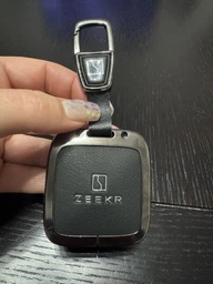 Чохол для ключа для автомобіля Zeekr 001/009/X/7X A5 Brown фото від покупців 2