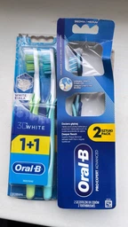 Зубная щетка Oral-B Pro-Expert Все-в-одном Средней жесткости 2 шт (8700216445481)