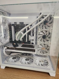 Відеокарта GeForce RTX 5060 8GB Gigabyte Aero OC (GV-N5060AERO OC-8GD) фото от покупателей 4