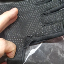 Універсальні осінньо-зимові рукавички Tribe Wind Gloves. L/9; Сенсор; Водовідштовхувальні. Антиковзні. Neoprene. Чорний фото від покупців 2