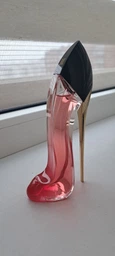 Парфюмированная вода для женщин Carolina Herrera Very Good Girl 150 мл (841106101065679)