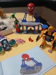 LEGO Marvel Штаб-квартира команды Spidey Web Spinner (10794)