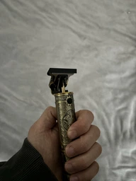 Триммер машинка для стрижки волос бороды бритья усов профессиональная аккумуляторная для дома домашняя электрическая беспроводная 5 Вт IPx4 золотая для подстригания