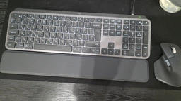 Комплект бездротовий Logitech MX Keys S PLUS PALMREST + MX Master 3S Combo Graphite UA (920-011614) фото від покупців 1
