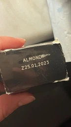 Матирующий тональный крем для лица Спокойное Сияние Avon True colour Оттенок: Almond 30 мл