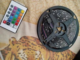 Світлодіодна LED стрічка комплект 10 метрів RGB 5050 із Bluetooth додатком водостійка від USB фото от покупателей 6