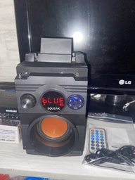 Портативная колонка Squeak BassBlaster SQ1001 20W RGB (5905610707019) фото от покупателей 1
