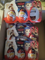 Kinder Joy 12 шт Pop Stranger Things киндер джой funko сюрприз шоколадное яйцо для детей 240 г набор шоколадные яйца странные странности фанко с коллеционной фигуркой игрушкой коллекционные киндеры