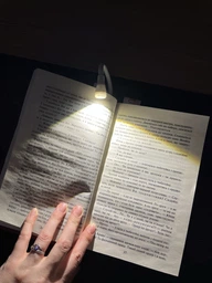 Настольная LED лампа 3 уровня цветов с регулируемой яркостью і аккумулятором Светильник-зажим для чтения White