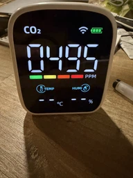 Smart-прилад контролю повітря з CO₂-сенсором NDIR, термометром і гігрометром, LED-екран із жестовим пробудженням, Wi-Fi-моніторингом, монітор якості повітря, 10 годин від акумулятора фото от покупателей 3