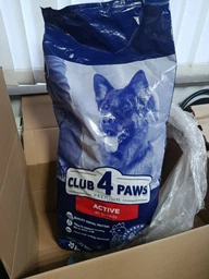 Сухой корм CLUB 4 PAWS PREMIUM Клуб 4 лапы для взрослых собак всех пород АКТИВ, 14 кг