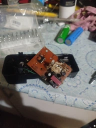 Зарядное устройство универсальное Voltronic TG-008 2AA/2AAA/18650, 1.2-4.2V/1000mAh Q400 фото от покупателей 2