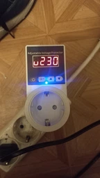 Защитное реле напряжения в розетку Taxnele 3000W 140-300V 16A фото от покупателей 3