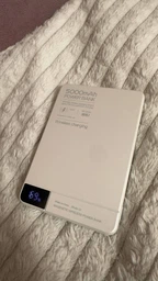 Магнитный павербанк Lexego 10000 mAh White PD 20W с беспроводной зарядкой MagSafe портативный внешний беспроводной аккумулятор, батарея магсейф для iPhone Android айфона MWPQ1-10-W фото от покупателей 1