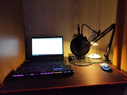 Аудиоинтерфейс Behringer UMC204HD