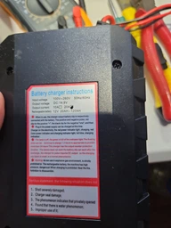 Зарядное устройство KMW 12В 20A LiFePO4 интеллектуальное для литий железо фосфатных аккумуляторов, AGM / GEL / Lead acid