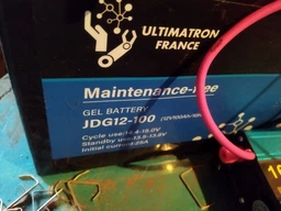 Зарядний пристрій з функцією тестера акумуляторних батарей Konnwei KW510 (12V 5А, 4-100Ah)