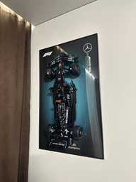 Арт Держатель Рамка на Стену 80x50 см. для фирменного конструктора Technic Mercedes-AMG F1 W14 E Performance (42171) Type-A фото от покупателей 4