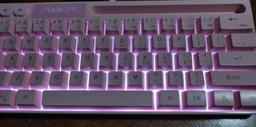 Клавиатура AULA F3061 Розовая с RGB Игровая Проводная Мембранная с Подсветкой Клавиш. Мини Формат. С Функциональными Клавишами и Подставкой на Телефон фото от покупателей 3