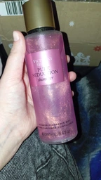 Парфюмированный спрей для тела Victoria’s Secret Pure Seduction с шиммером для свежести, аромата и сияния кожи фото от покупателей 1