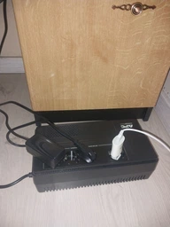Лінійно-інтерактивне ДБЖ APC Easy UPS BV 1000VA (BV1000I-GR)