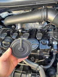 Клапан вентиляції картерних газів для VAG 1.8 / 2.0 TSI TFSI 06H103495 KL06H103495