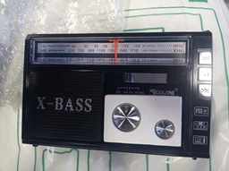 Радио приемник Golon RX-381 FM/AM/SW с LED фонариком USB microSD сетевой 220В и аккумуляторный Красный