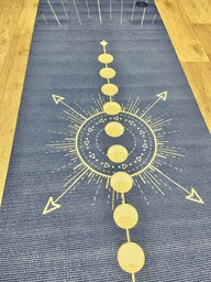 Коврик для йоги Bodhi Leela Lunalign — Фазы Луны Midnight Blue 183x60x0.4 см