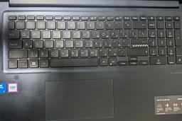 Ноутбук Asus Vivobook 17 X1704VA-AU455 (90NB13X2-M003T0) Quiet Blue фото від покупців 5