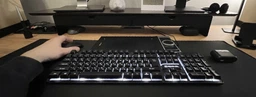 Столик для ноутбука/монітора Officepro MR164DW Dark Wood/Black фото від покупців 1