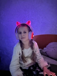Беспроводные наушники детские ATD CAT EAR L400 с кошачьими ушками LED подсветкой Bluetooth 5.0 microUSB встроенным микрофоном радио Black фото от покупателей 6