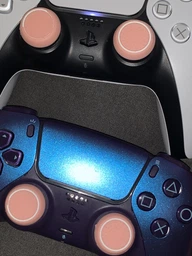 Силиконовые антискользящие накладки на стики Honson (Black/Green) для геймпадов Sony DualShock PS4 / DualSense PS5 / Xbox Series / Xbox One / Pro Controller Nintendo (2шт.) [432992807] фото от покупателей 5