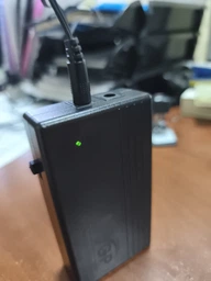 Бесперебойник юпс повербанк ups для роутера ИБП павербанк для wi fi роутеров аккумуляторный 7800mAh mini ups WGP 1202A упс с power bank аккумулятором dc 9v 12v резервный источник бесперебойного питания интернет вай фай powerbank 7800 mAh