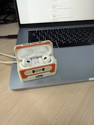 Чохол для AirPods Pro 2 Ретро аудіокасета A032 Білий + Жовтогарячий