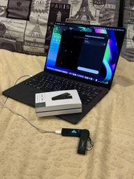 Криптогаманець Ledger Nano X Emerald Green (LNXEG)
