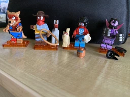 Конструктор LEGO Minifigures Человек-паук: Сквозь Вселенную 8 деталей (71050) фото от покупателей 1