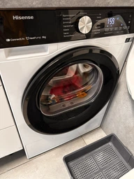 Сушильная машина Hisense DH3S802BW3/UA